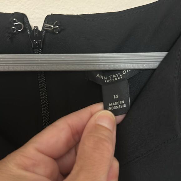 NWT Ann Taylor Factory Little Black Dress Size 14 - Picture 2 of 8